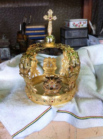 Corona para Virgen de la Soledad